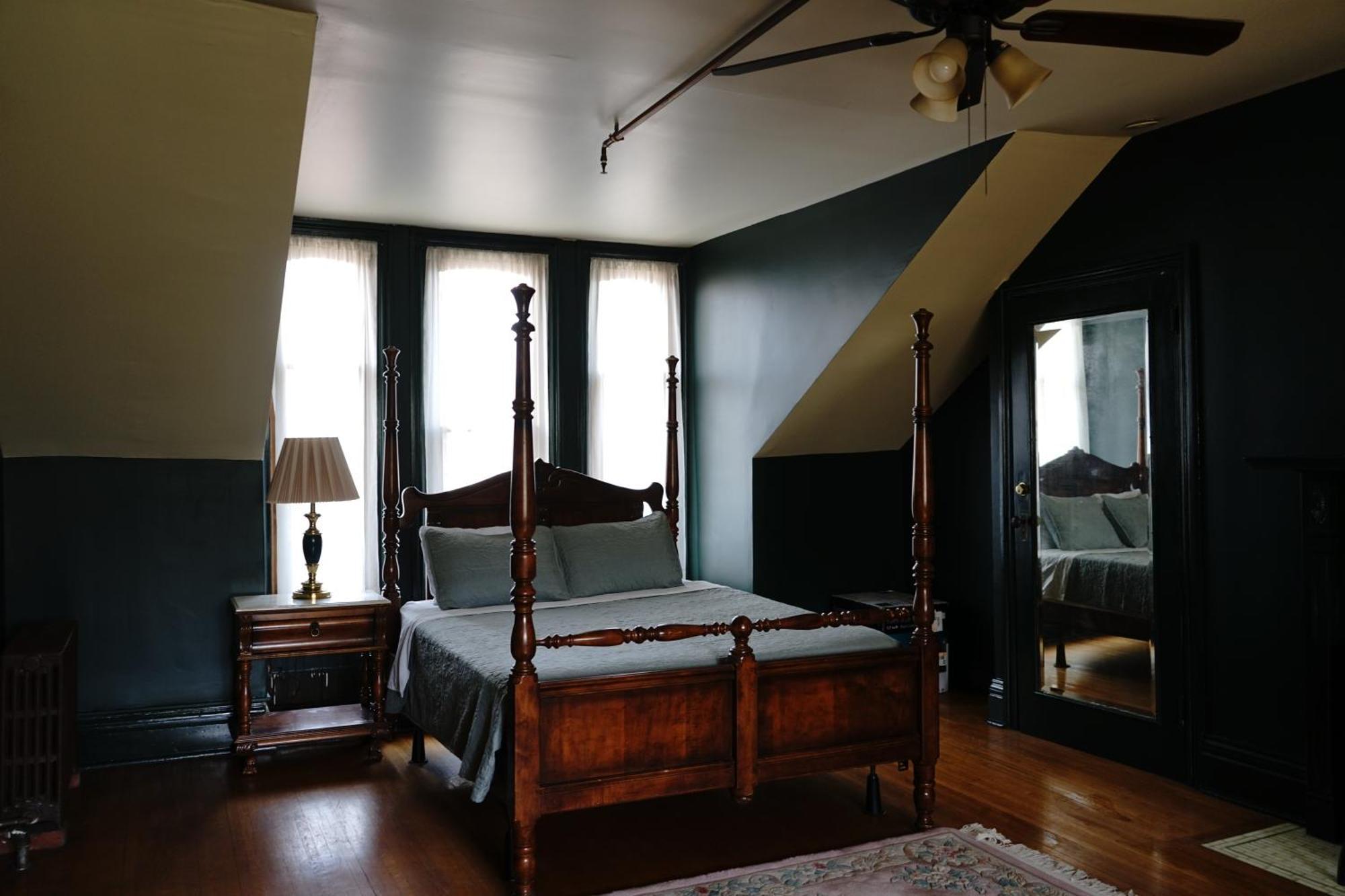 Hotel Villagio Boutique Pittsburgh